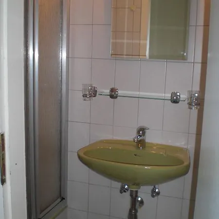 בית הארחה Gaestehaus Wetzel בראונלאגה